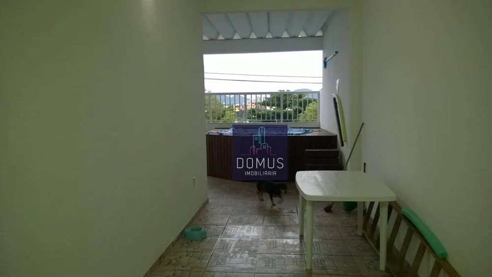 Casa, 3 quartos, 270 m² - Foto 15