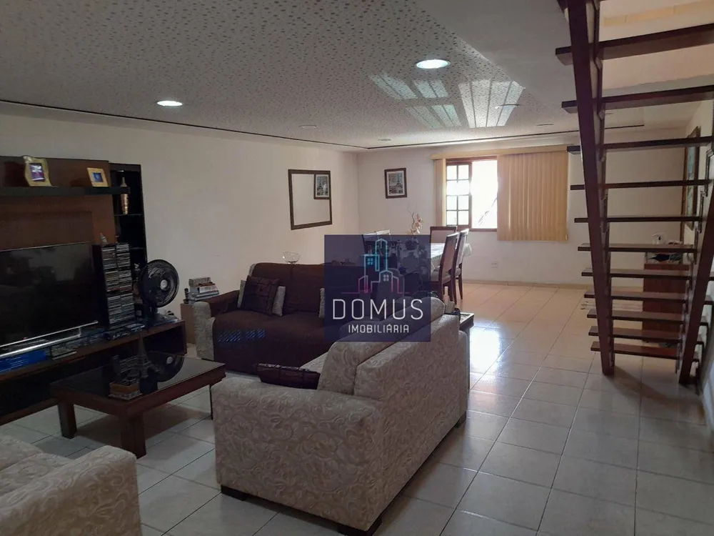 Casa, 3 quartos, 302 m² - Foto 3