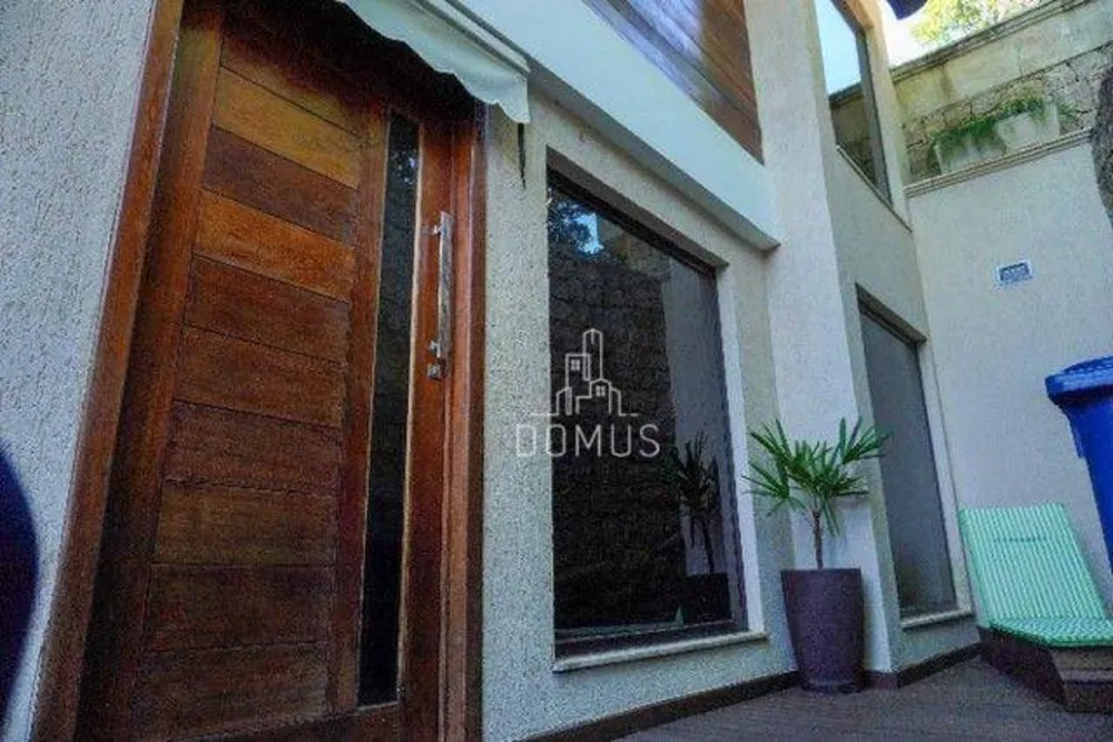 Casa, 4 quartos, 220 m² - Foto 2