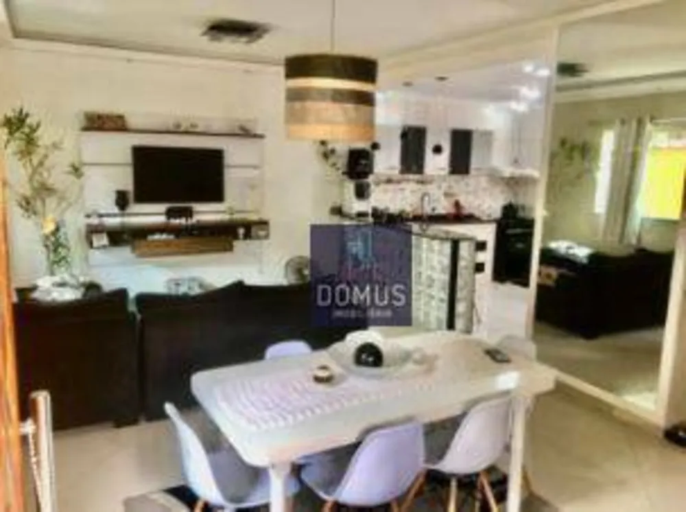 Casa, 3 quartos, 210 m² - Foto 1