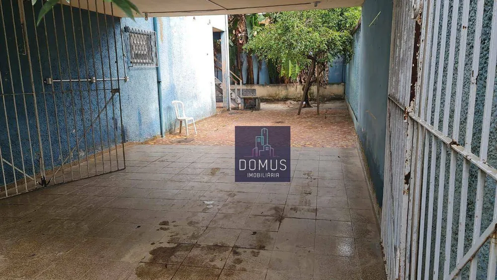 Casa, 3 quartos, 214 m² - Foto 1