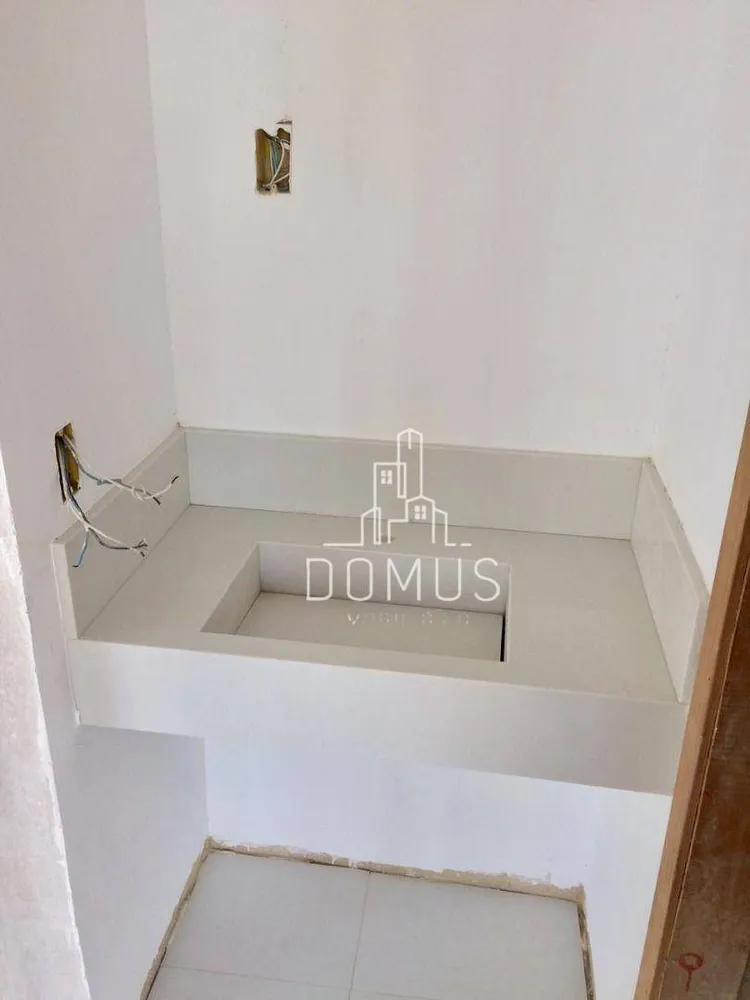 Casa, 4 quartos, 250 m² - Foto 11