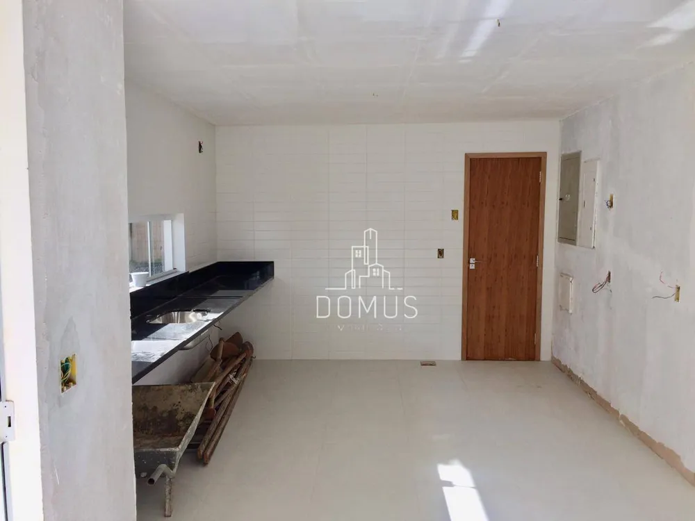 Casa, 4 quartos, 250 m² - Foto 4