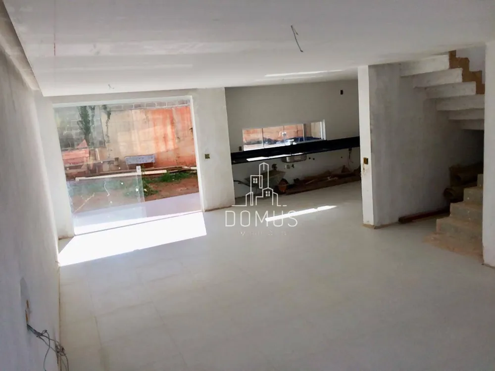 Casa, 4 quartos, 250 m² - Foto 7
