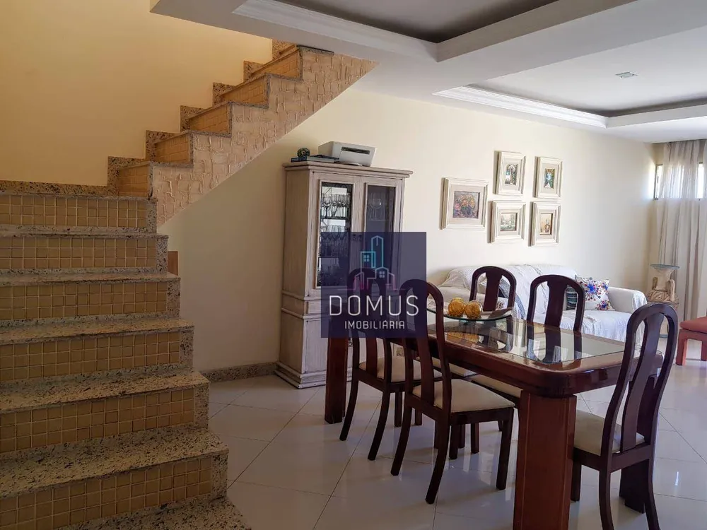 Cobertura, 3 quartos, 280 m² - Foto 1