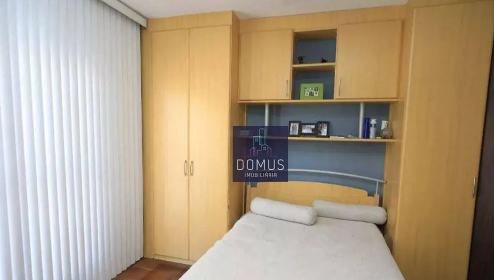 Casa, 4 quartos, 240 m² - Foto 9