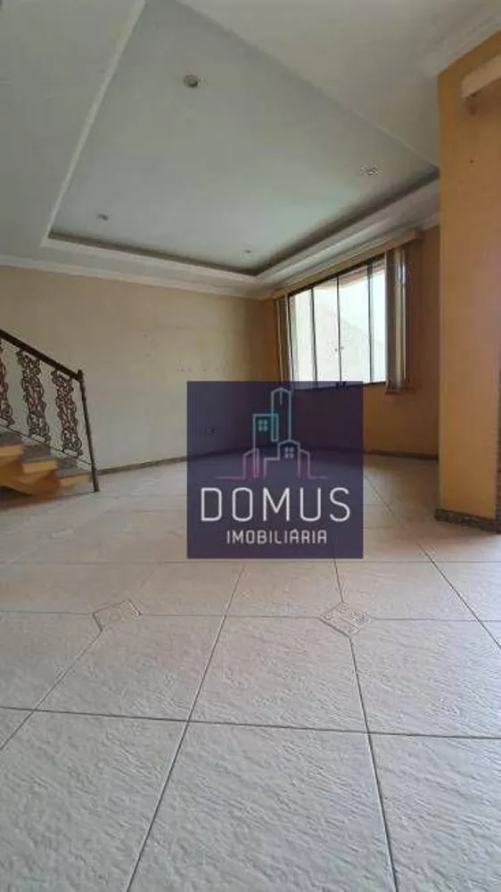Casa, 2 quartos, 200 m² - Foto 2