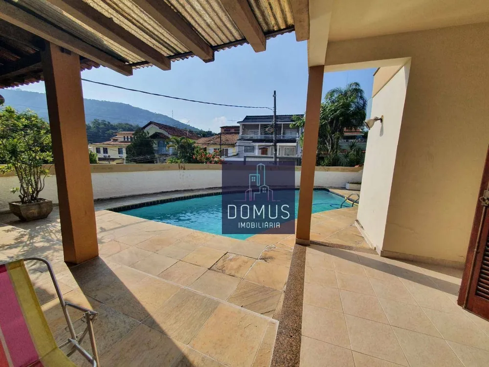 Casa, 6 quartos, 363 m² - Foto 3