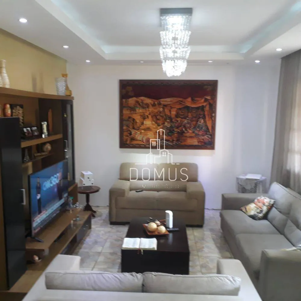 Casa, 3 quartos, 283 m² - Foto 1