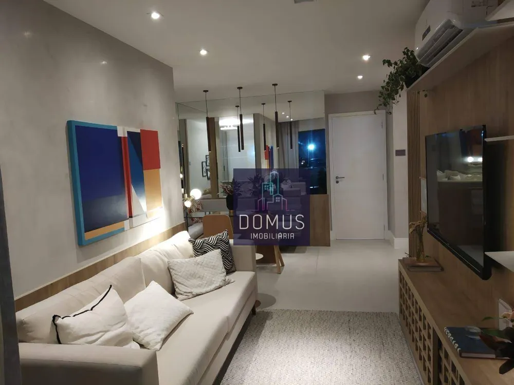 Cobertura, 3 quartos, 168 m² - Foto 2