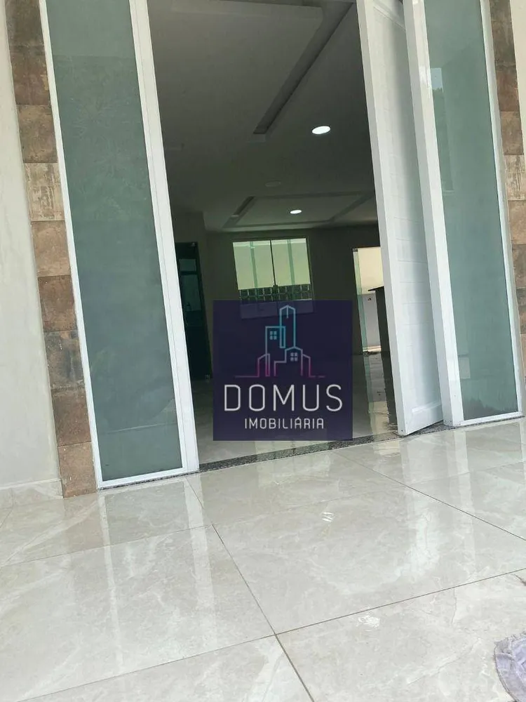 Casa, 4 quartos, 250 m² - Foto 4