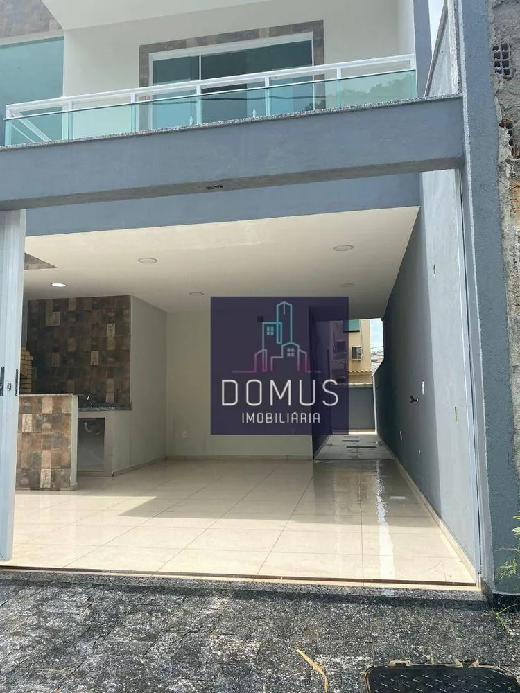 Casa, 4 quartos, 250 m² - Foto 1