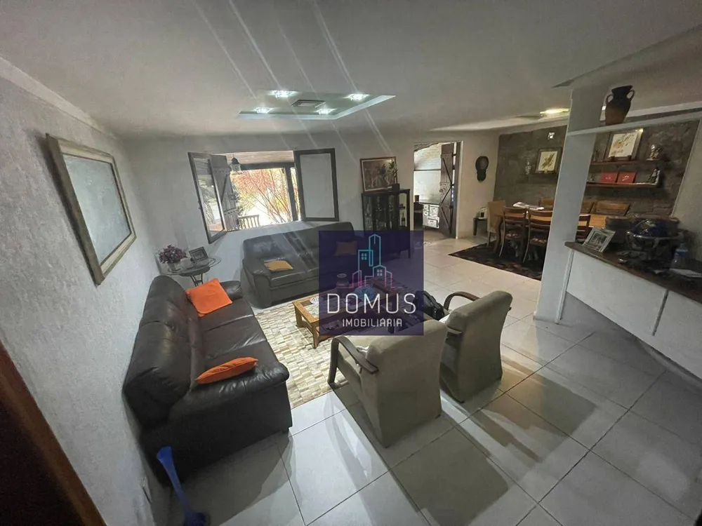 Casa, 4 quartos, 290 m² - Foto 3