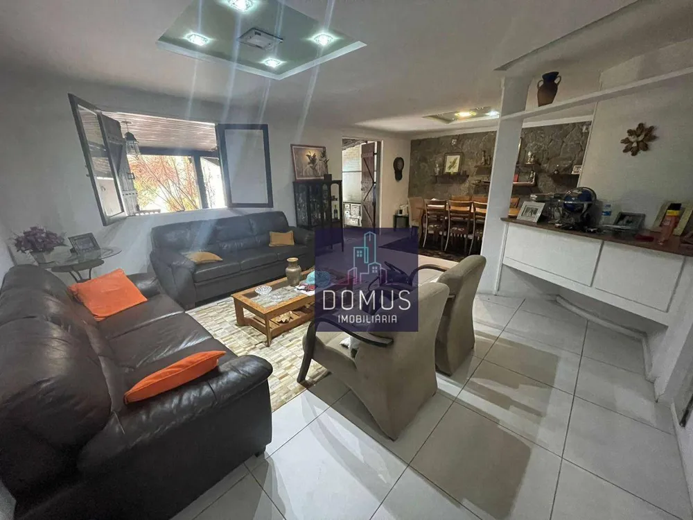 Casa, 4 quartos, 290 m² - Foto 14