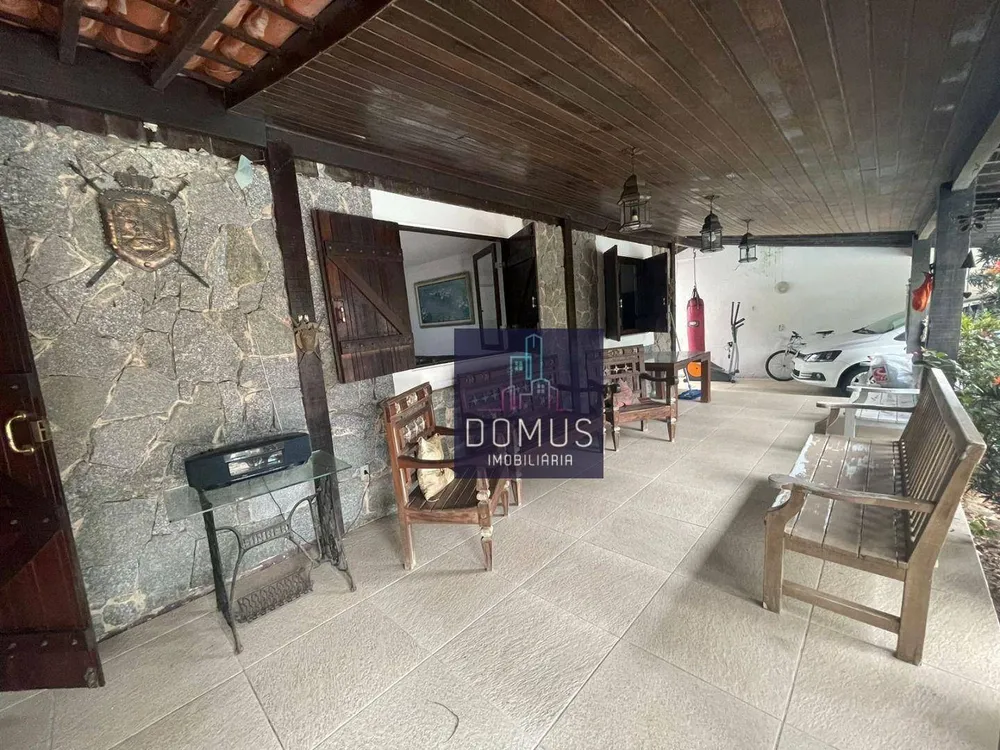 Casa, 4 quartos, 290 m² - Foto 22