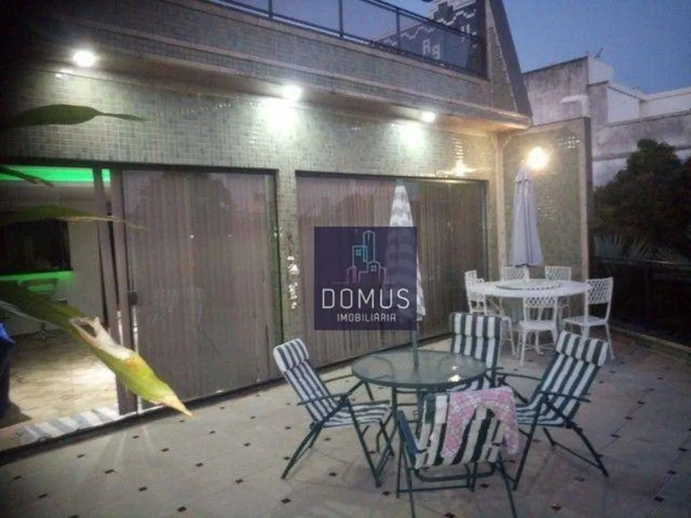 Cobertura, 3 quartos, 240 m² - Foto 4