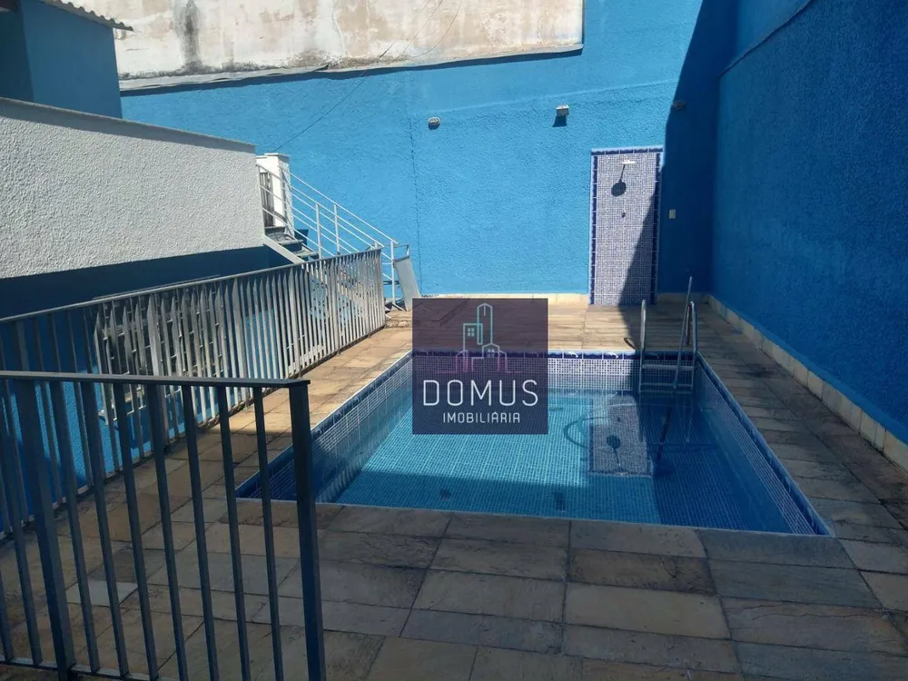 Casa, 4 quartos, 349 m² - Foto 1
