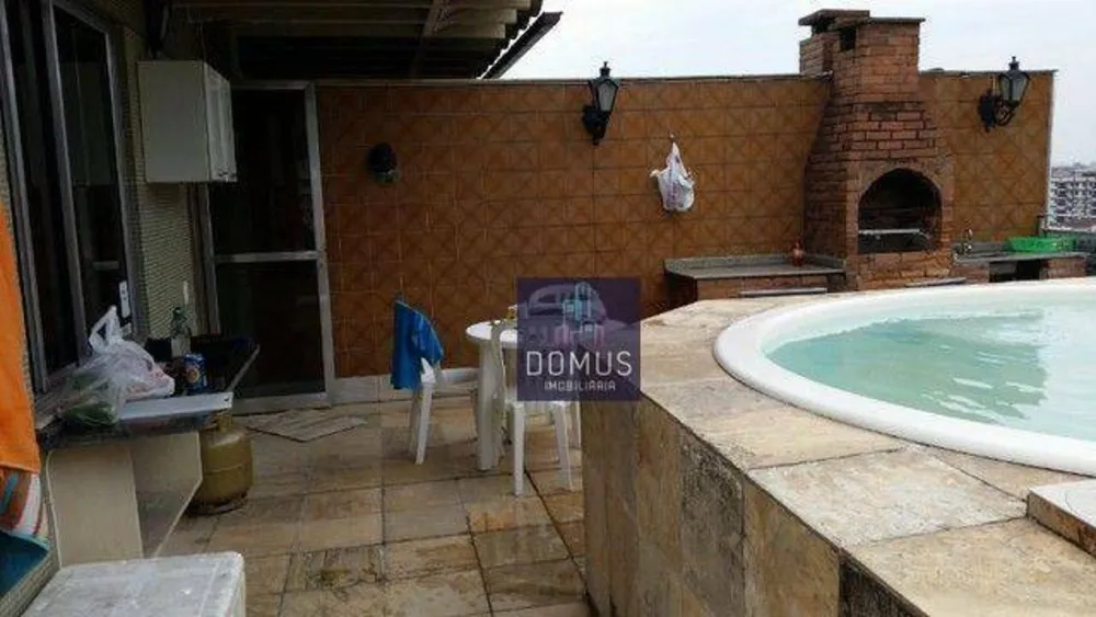 Cobertura, 3 quartos, 245 m² - Foto 2