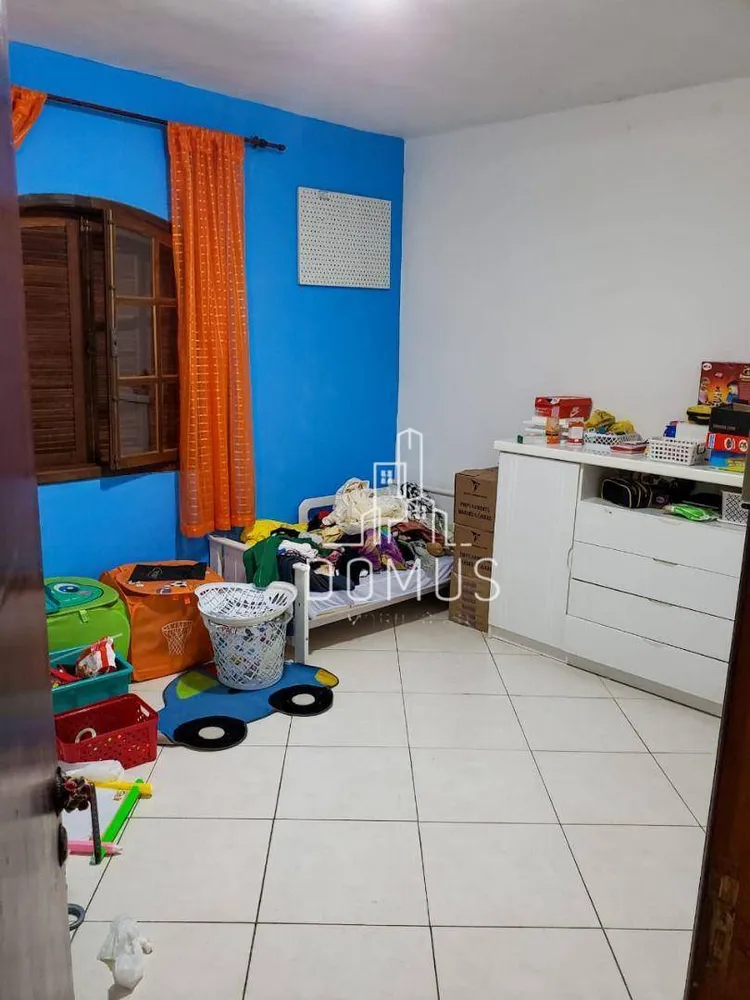 Casa, 4 quartos, 230 m² - Foto 10