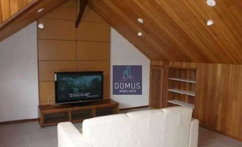 Casa, 4 quartos, 260 m² - Foto 9