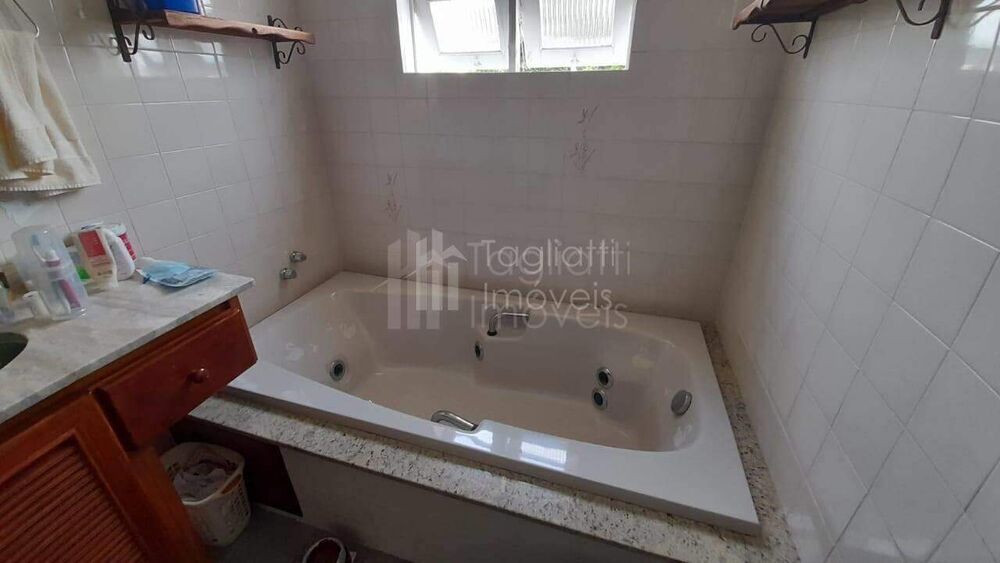 Casa à venda com 4 quartos, 277m² - Foto 22