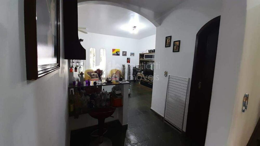 Casa à venda com 4 quartos, 277m² - Foto 12
