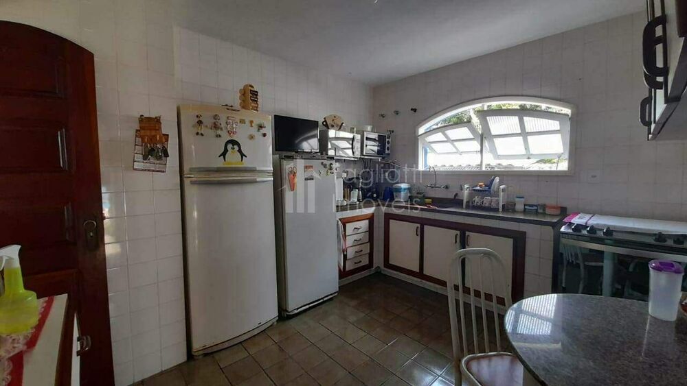 Casa à venda com 4 quartos, 277m² - Foto 14