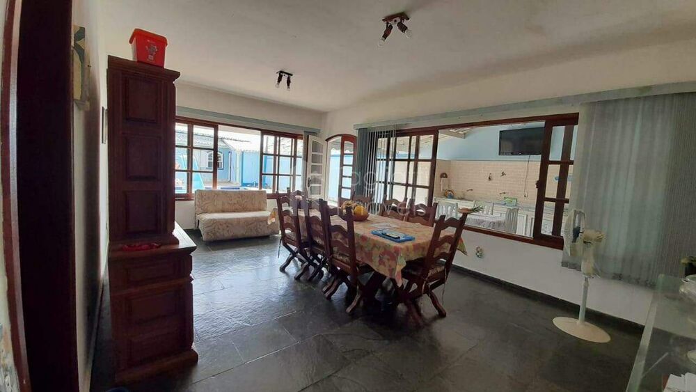 Casa à venda com 4 quartos, 277m² - Foto 23