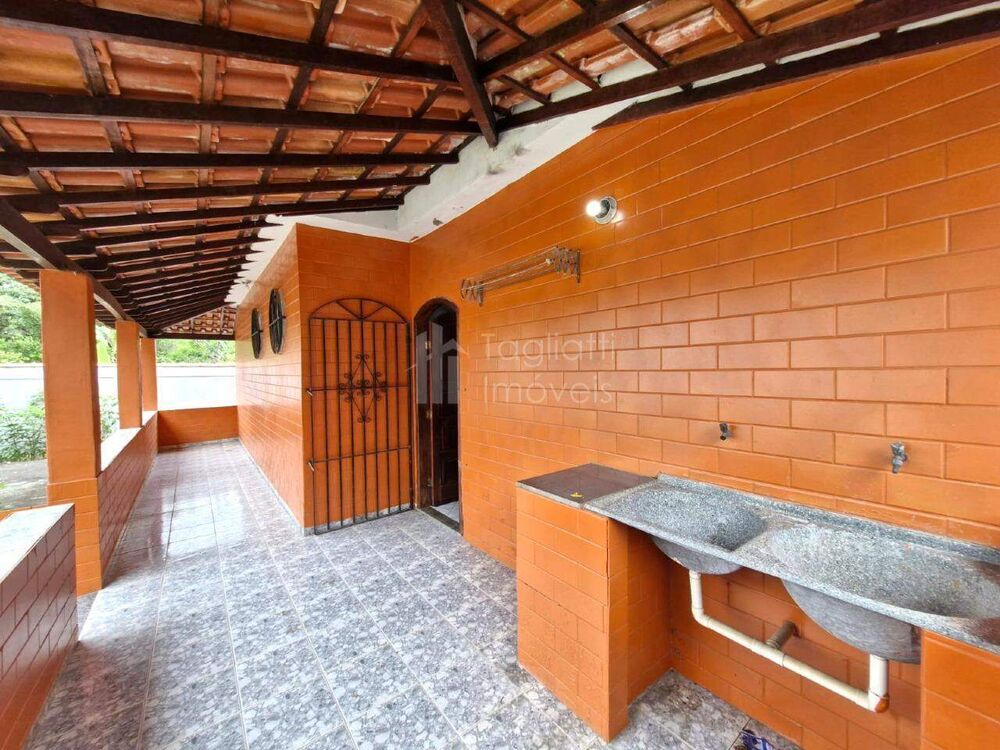 Casa para alugar com 2 quartos, 450m² - Foto 18