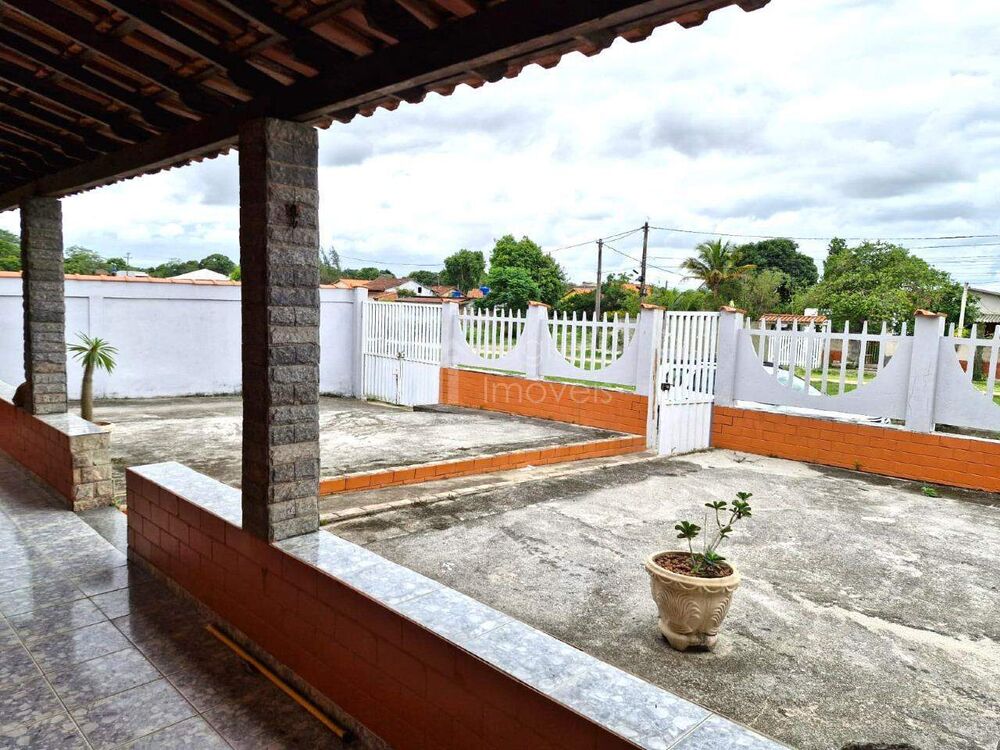 Casa para alugar com 2 quartos, 450m² - Foto 5