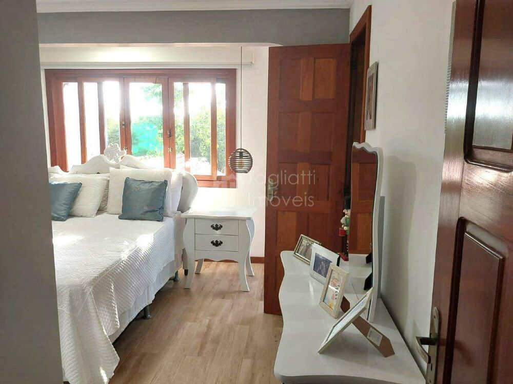 Casa à venda com 5 quartos, 720m² - Foto 8