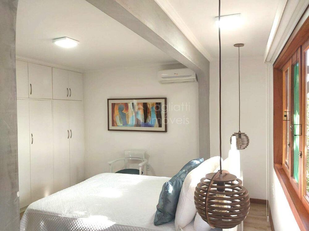 Casa à venda com 5 quartos, 720m² - Foto 9