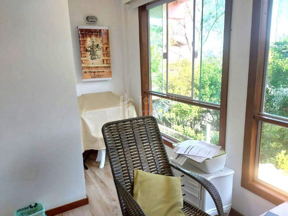 Casa à venda com 5 quartos, 720m² - Foto 11