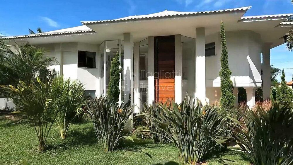 Casa de Condomínio à venda com 3 quartos, 675m² - Foto 1