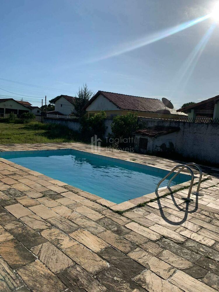 Casa, 5 quartos, 330 m² - Foto 1