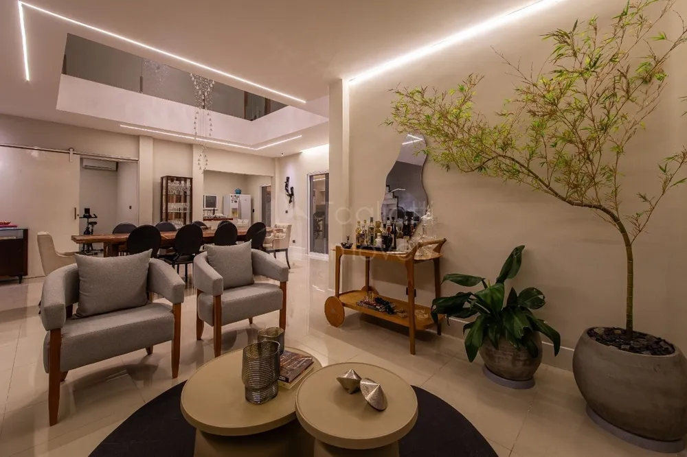 Casa, 6 quartos, 260 m² - Foto 4