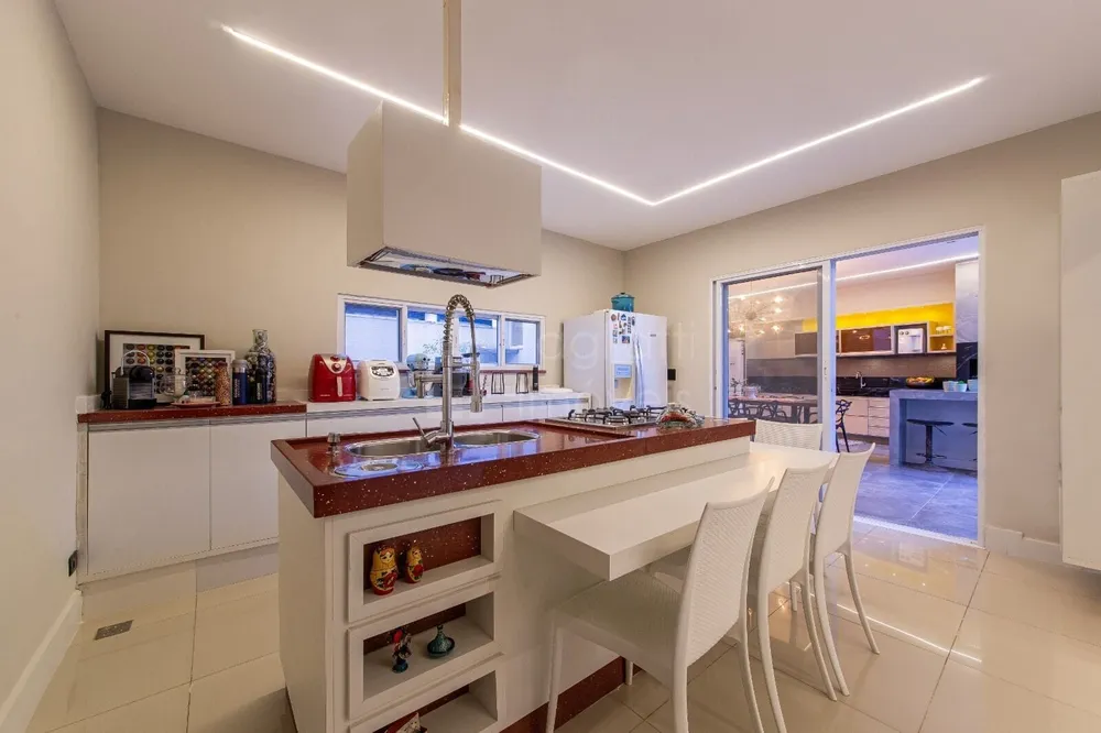 Casa, 6 quartos, 260 m² - Foto 5