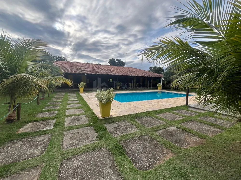 Sítio, 4 quartos, 5000 m² - Foto 1