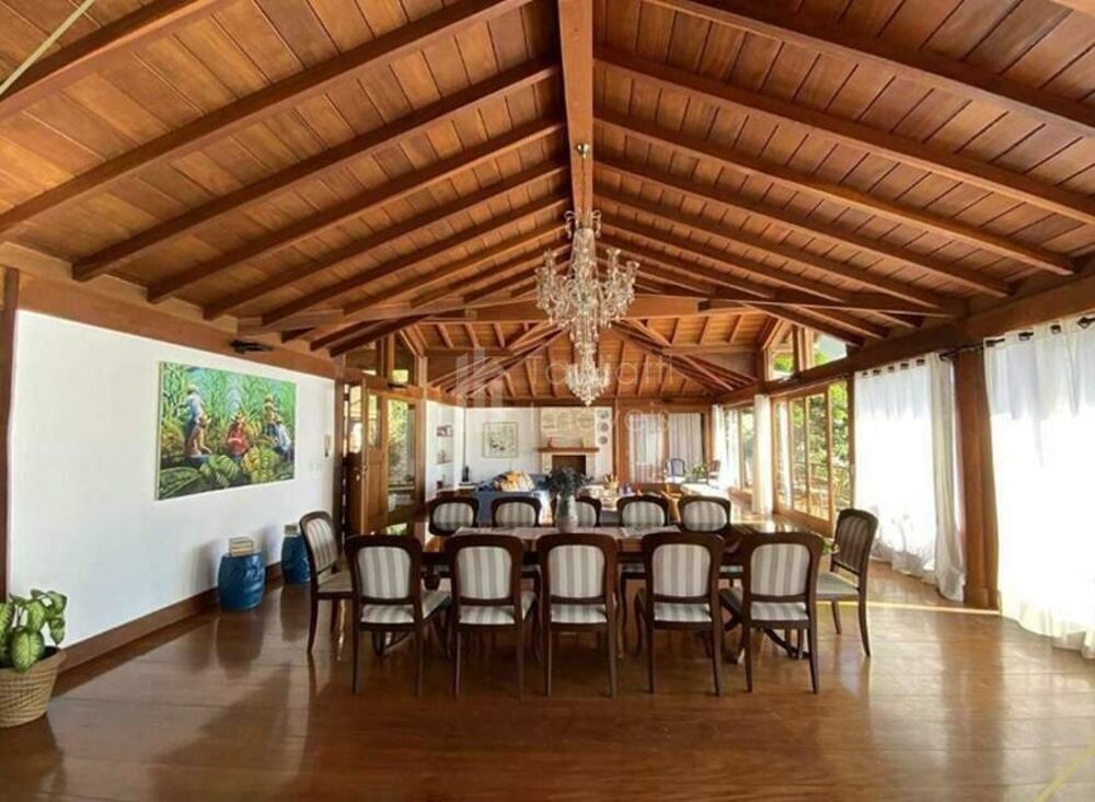 Casa à venda com 5 quartos, 1000m² - Foto 9