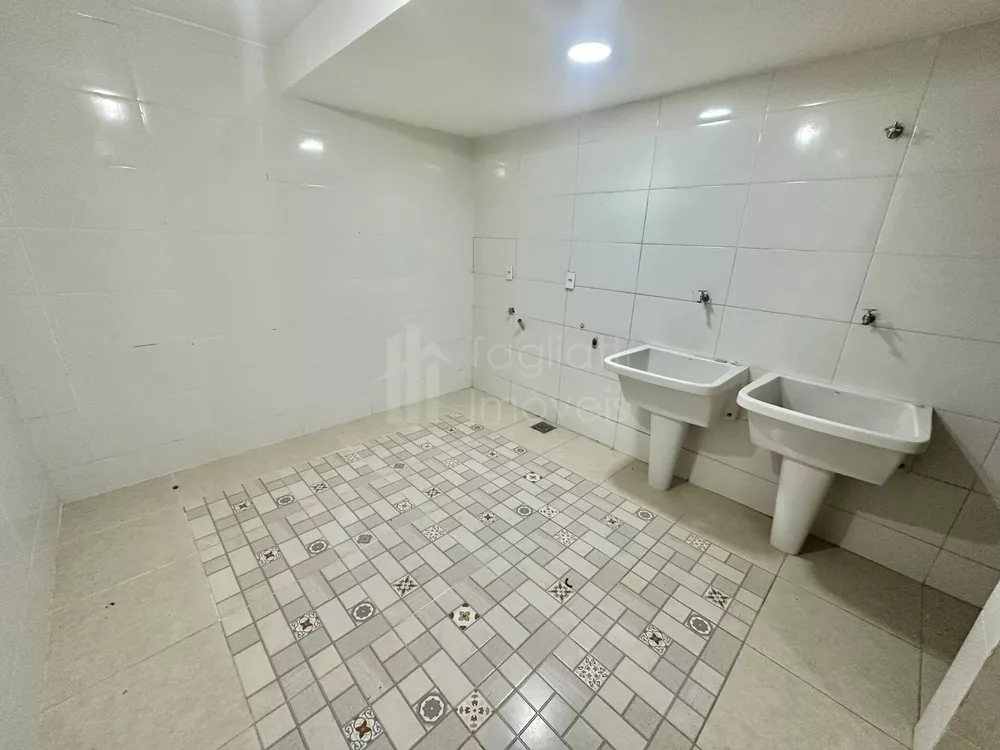 Casa, 4 quartos, 440 m² - Foto 9