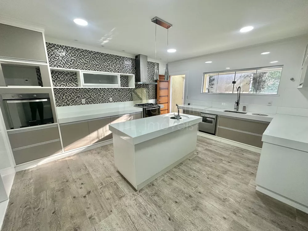 Casa, 4 quartos, 440 m² - Foto 37