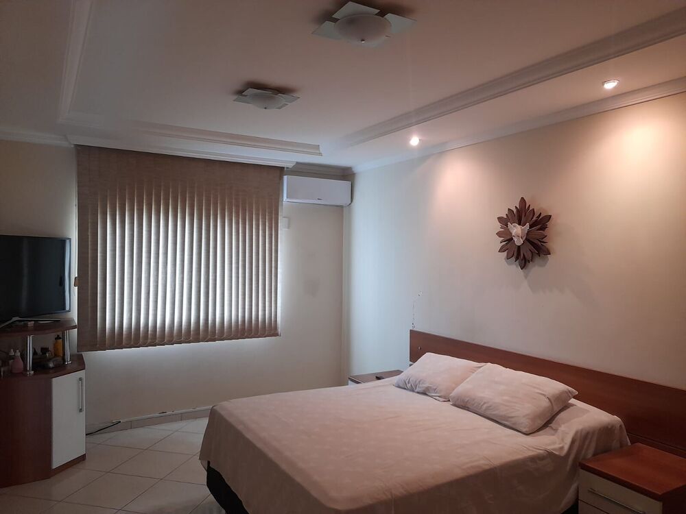 Casa à venda com 3 quartos, 700m² - Foto 6
