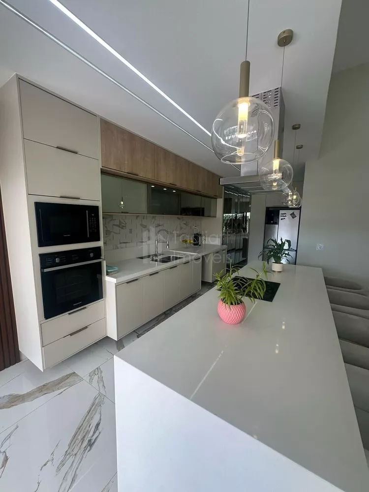 Casa, 4 quartos, 200 m² - Foto 3