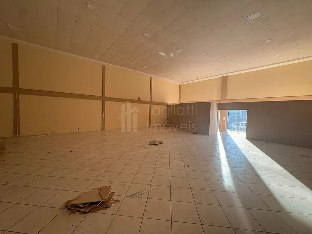 Loja-Salão, 320000 m² - Foto 2