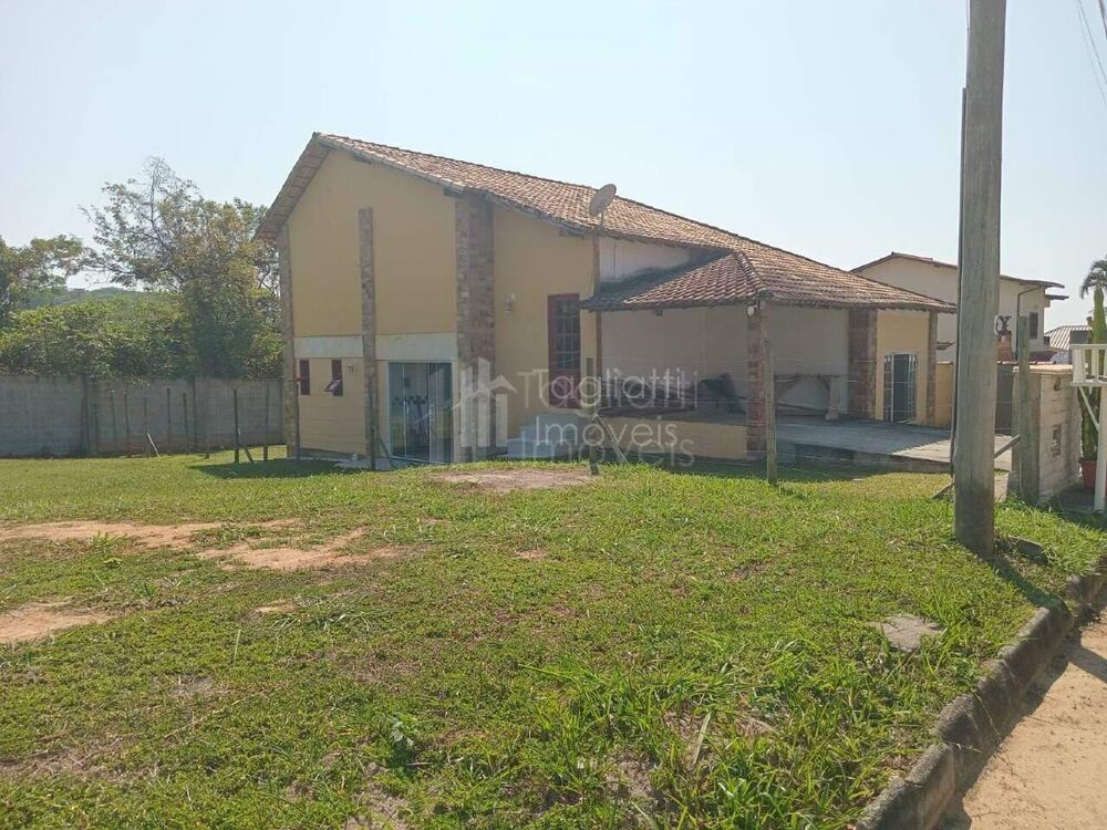 Casa de Condomínio à venda com 3 quartos, 316m² - Foto 1