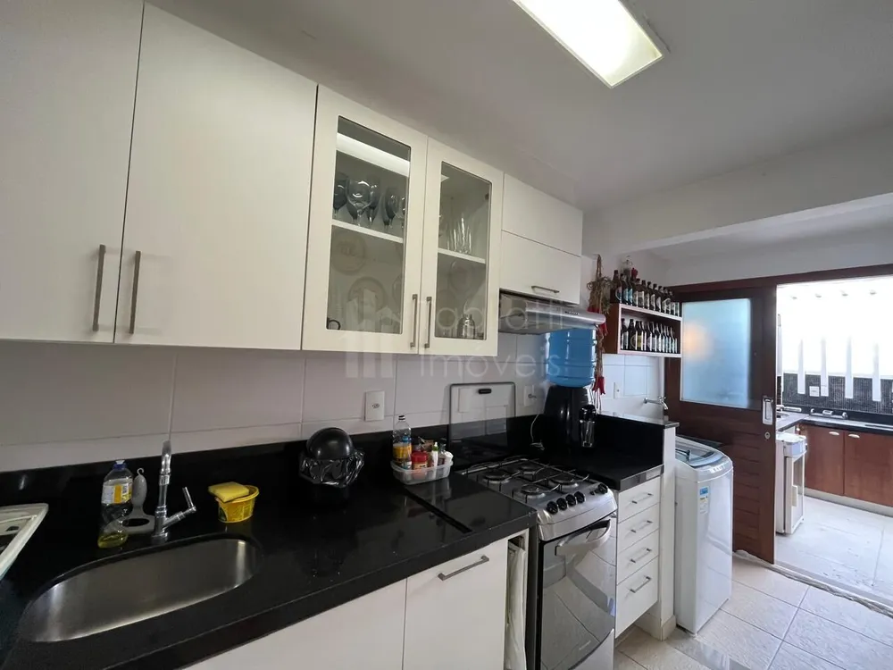 Casa, 3 quartos, 180 m² - Foto 2