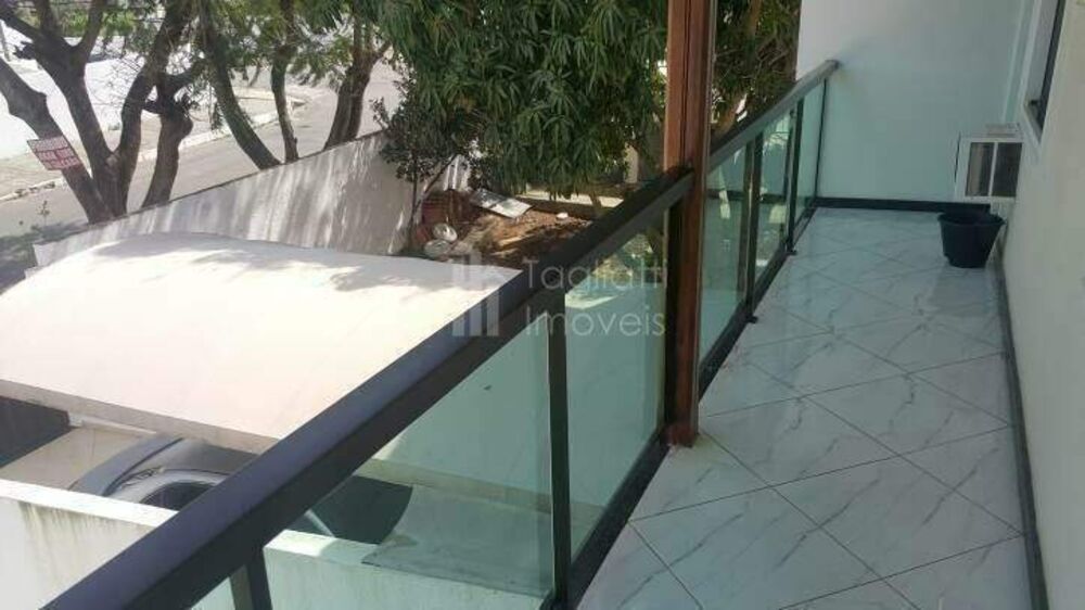 Casa à venda com 3 quartos, 120m² - Foto 11