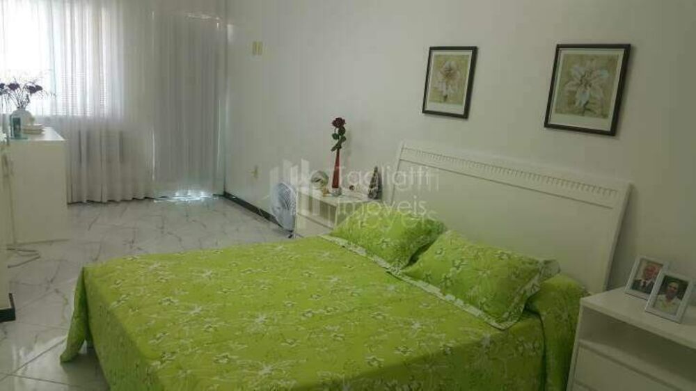 Casa à venda com 3 quartos, 120m² - Foto 7
