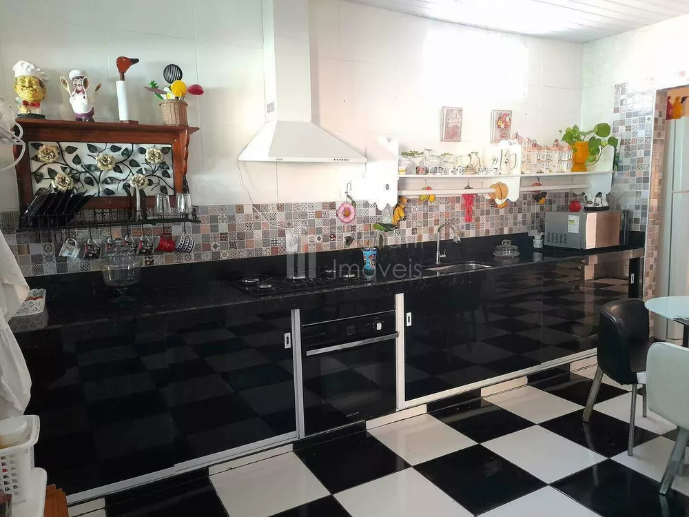 Casa, 4 quartos, 200 m² - Foto 17