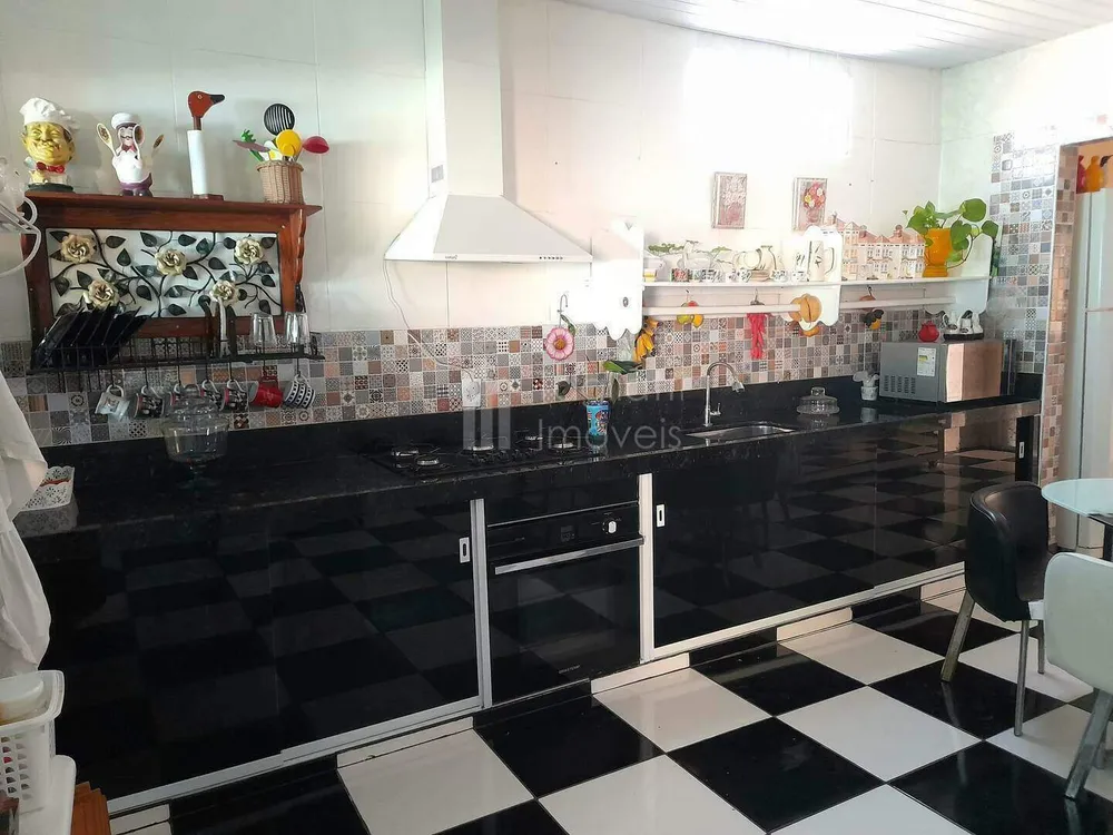 Casa, 4 quartos, 200 m² - Foto 34